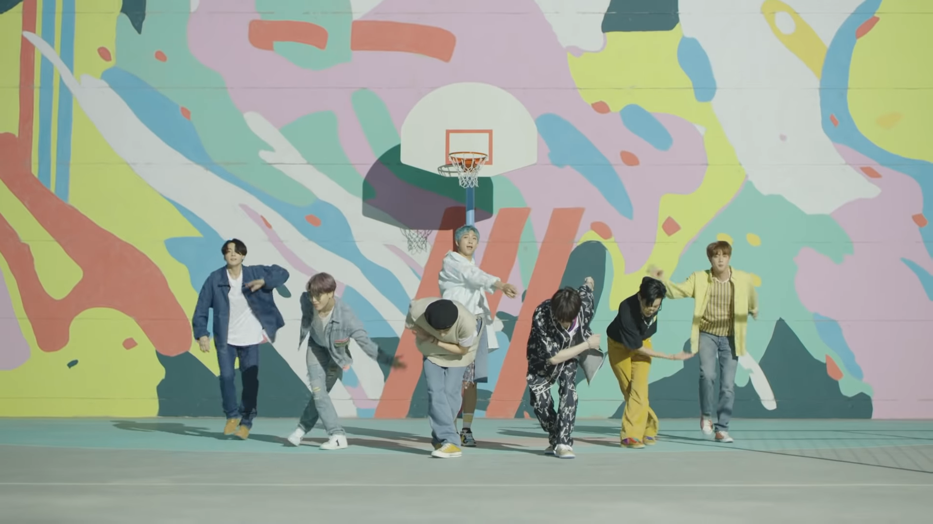 BTS Dynamite versi Koreografi